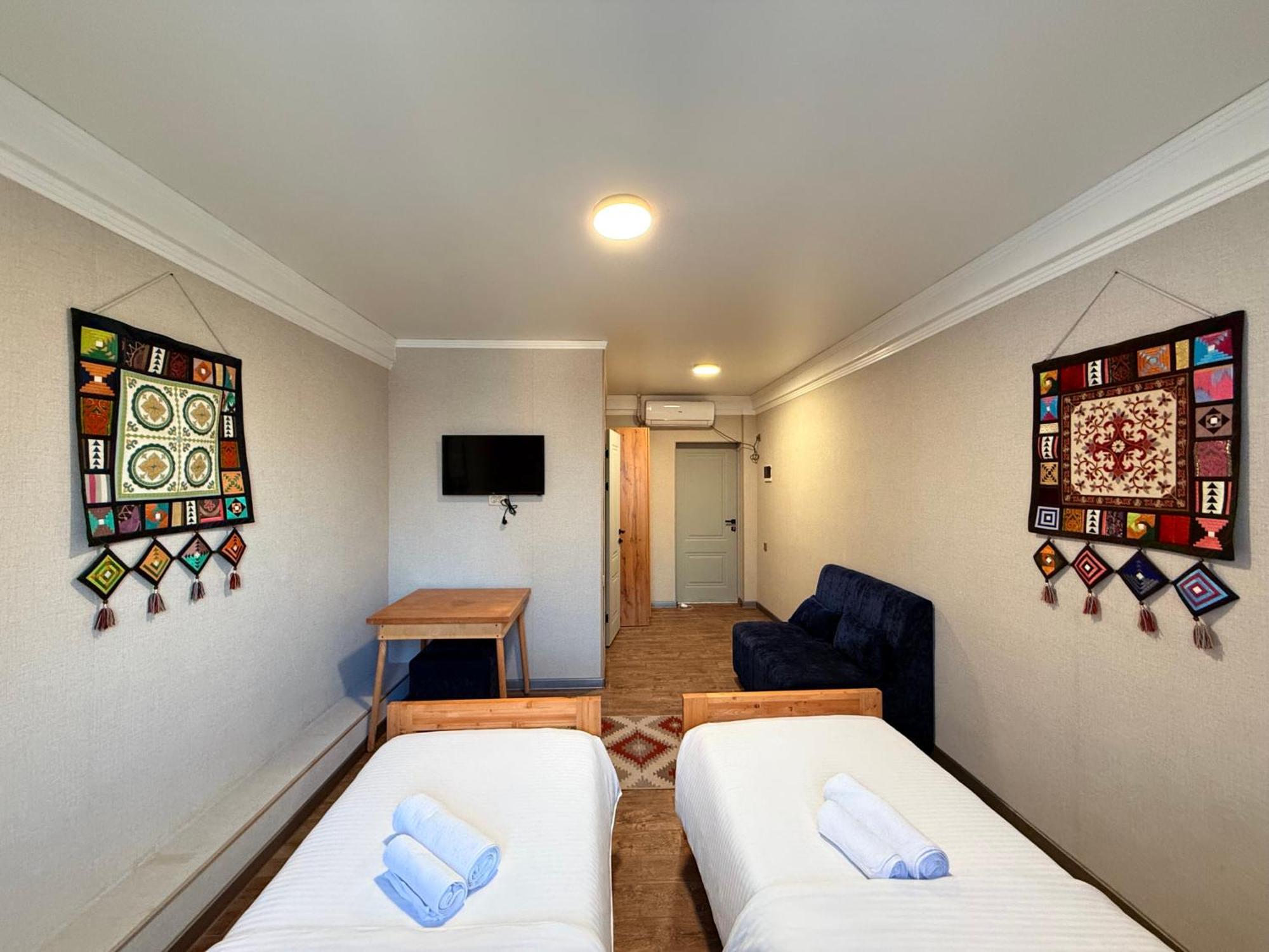 Salamat Hotel Bişkek Dış mekan fotoğraf