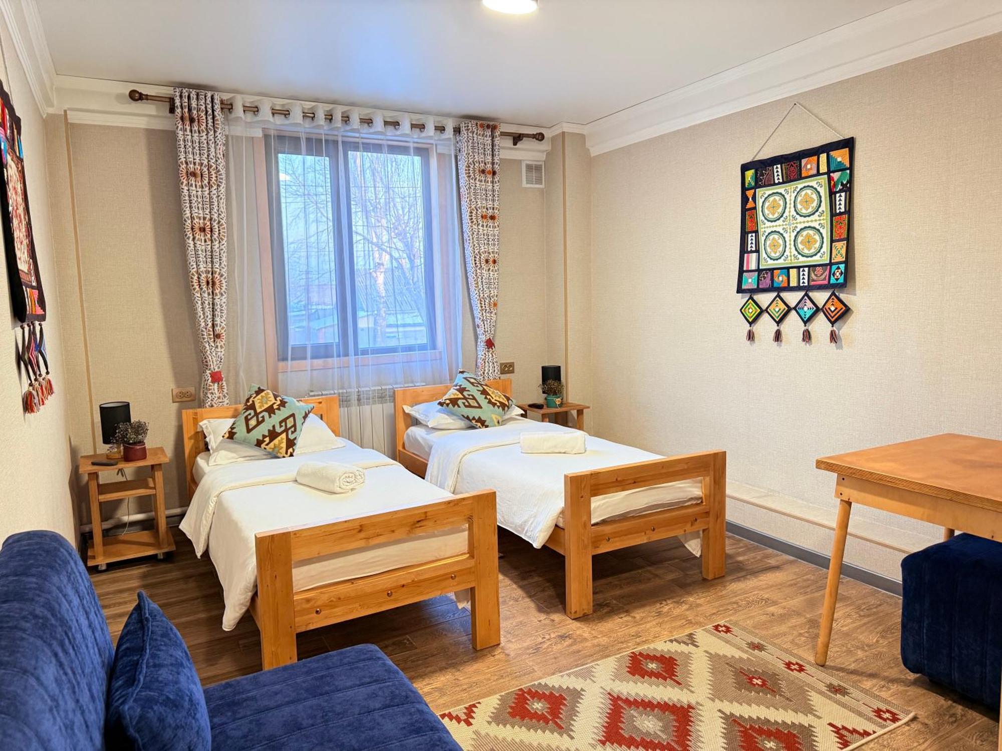 Salamat Hotel Bişkek Dış mekan fotoğraf