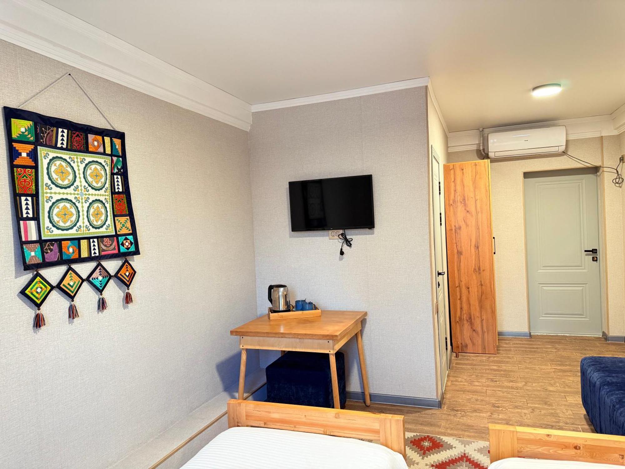 Salamat Hotel Bişkek Dış mekan fotoğraf