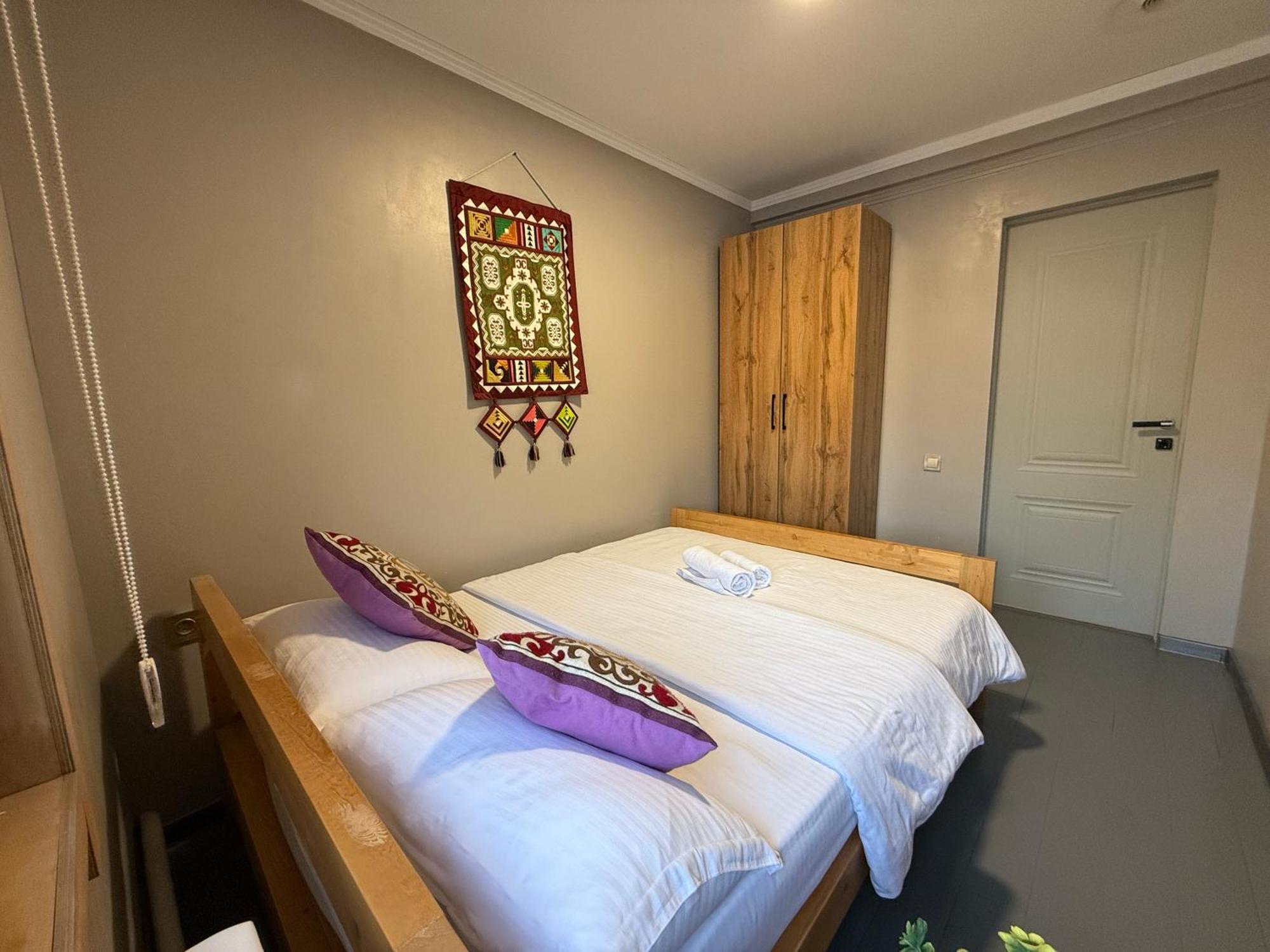 Salamat Hotel Bişkek Dış mekan fotoğraf