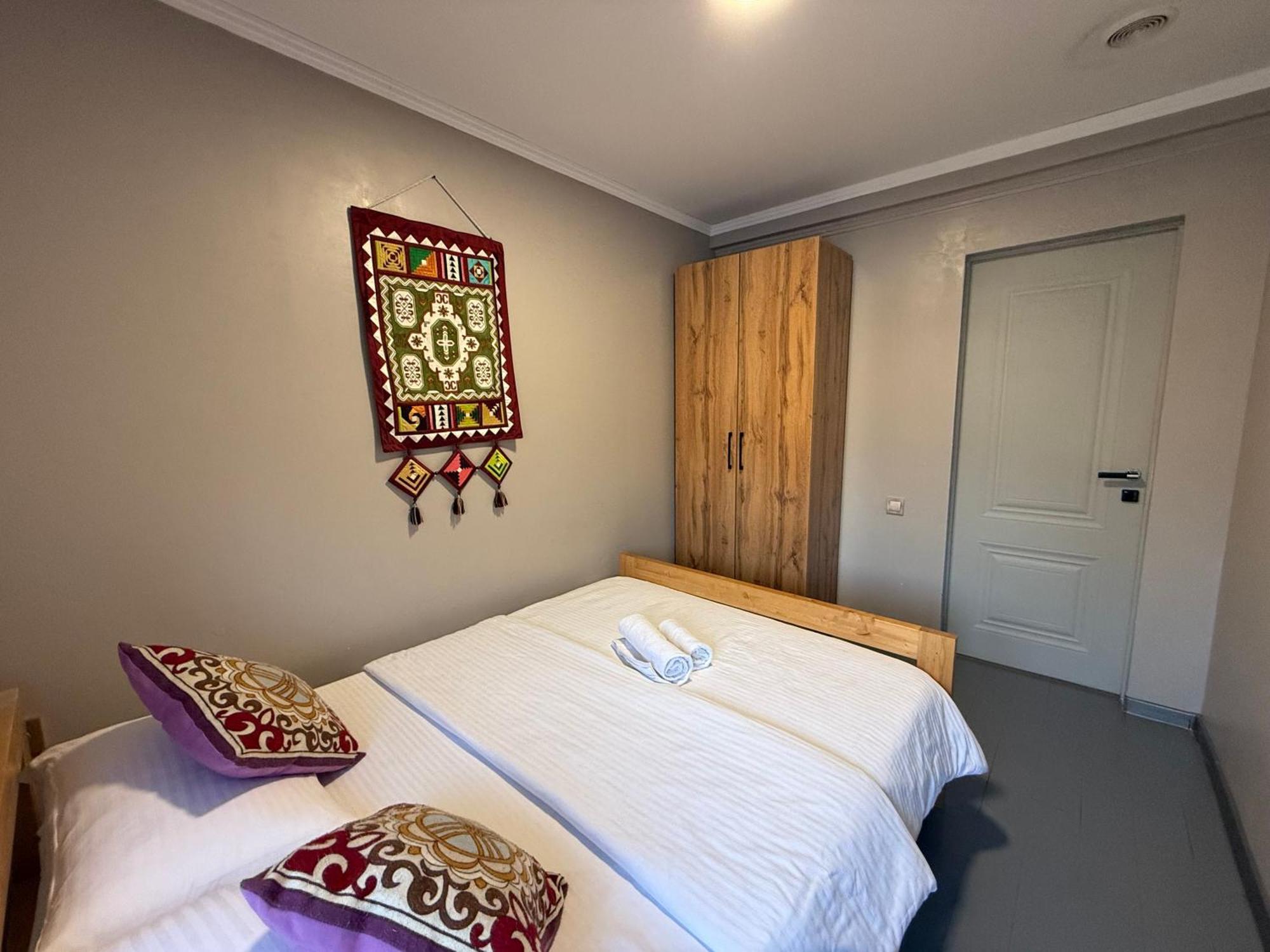 Salamat Hotel Bişkek Dış mekan fotoğraf