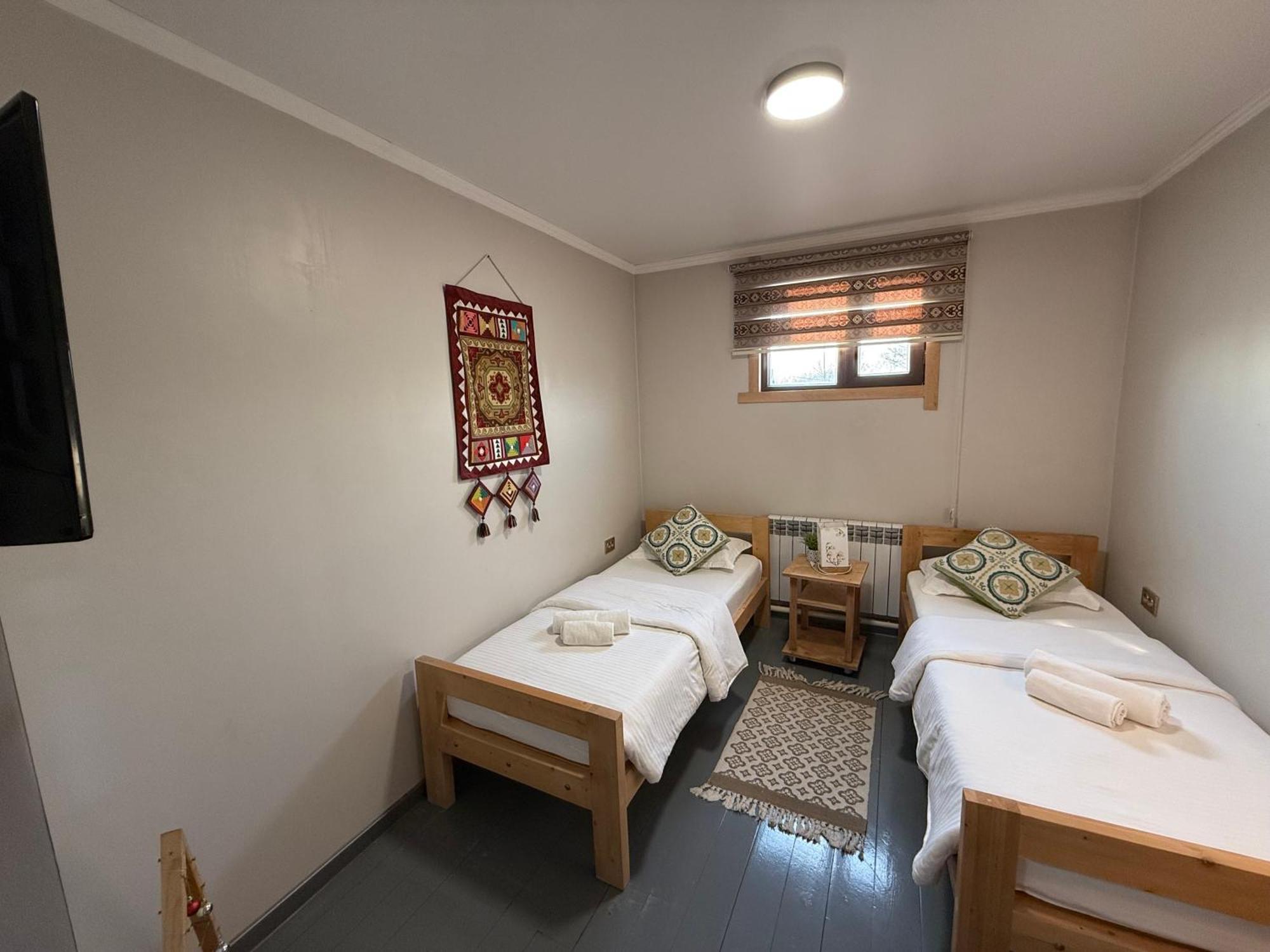 Salamat Hotel Bişkek Dış mekan fotoğraf